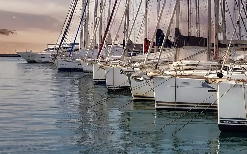 Ανθεί το ελληνικό yachting, ασφυκτιούν οι υποδομές