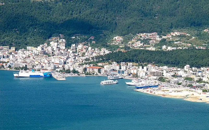 Ακινητοποιούνται πλοία σε Κέρκυρα και Ηγουμενίτσα λόγω απεργίας