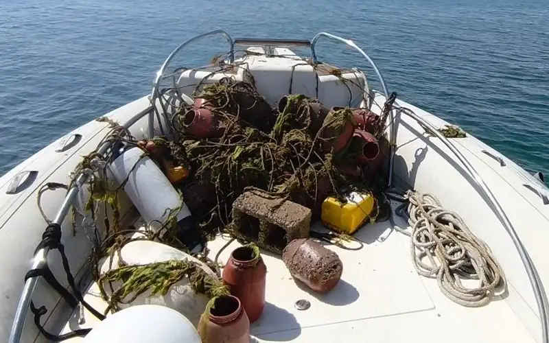 Κατασχέθηκαν 33 παράνομες ιχθυοπαγίδες στον Θερμαϊκό